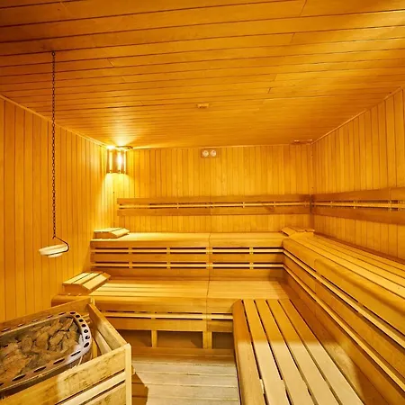 Wellness Queens Hotel 4*