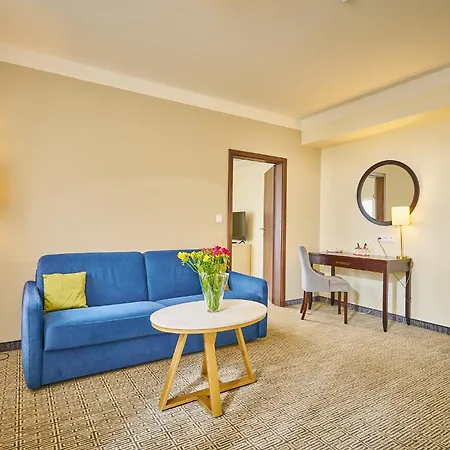 Wellness Queens Hotel 4*