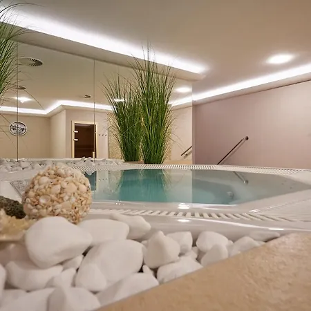 Wellness Queens Szálloda